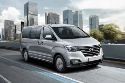 Finder-MH - hyundai-grand-starex-front-cross-side-view-547226.jpg